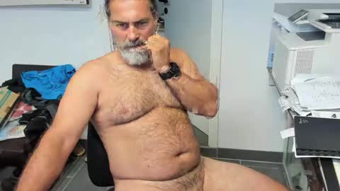 Snapshot of juergenkru chatting on September 19, 3:02 pm Giovanni50pro online show from September 19, 3:02 pm