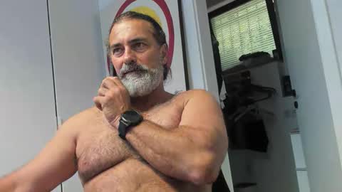 Snapshot of juergenkru chatting on September 22, 12:07 pm Giovanni50pro online show from September 22, 12:07 pm