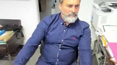 Snapshot of juergenkru chatting on September 27, 4:12 pm Giovanni50pro online show from September 27, 4:12 pm