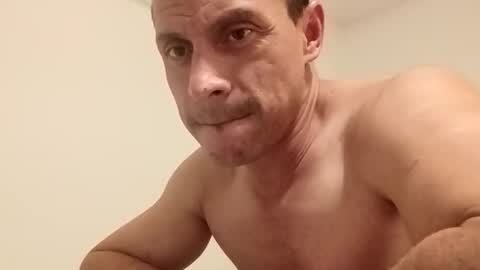 Snapshot of jugg2 chatting on October 16, 7:42 am Jugg online show from October 16, 7:42 am