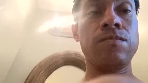 Jugg online show from March 8, 8:34 pm