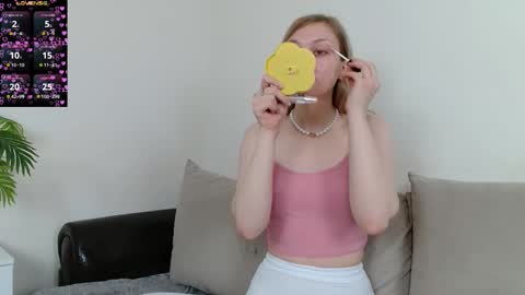 Lola  fav pattern 357595250 online show from November 13, 8:24 am