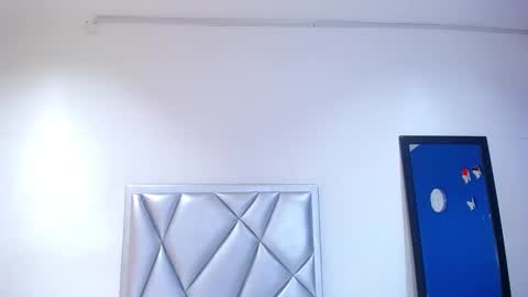 juicy_bignipples18 online show from January 16, 1:58 pm