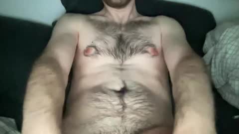 Snapshot of juicy_boy21 chatting on October 1, 12:00 pm juicy boy21 online show from October 1, 12:00 pm