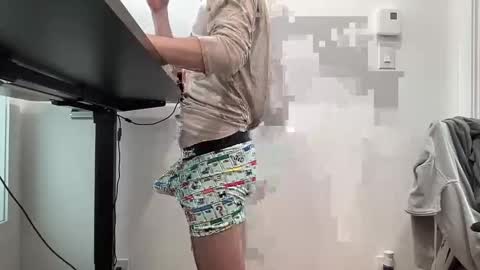 Snapshot of juicy_boy21 chatting on October 8, 1:09 pm juicy boy21 online show from October 8, 1:09 pm