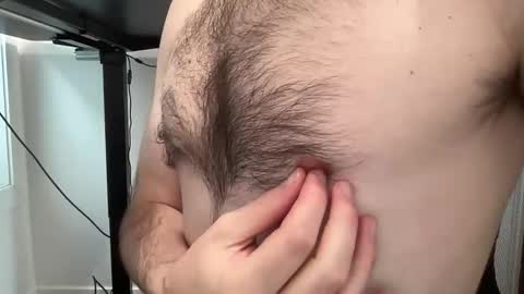 Snapshot of juicy_boy21 chatting on October 22, 1:11 pm juicy boy21 online show from October 22, 1:11 pm