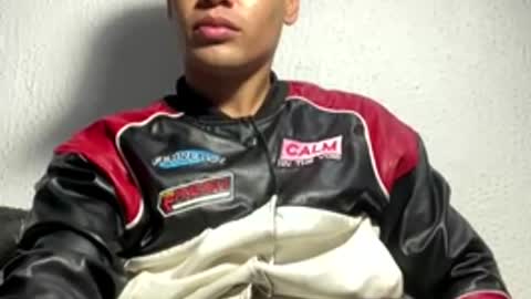 Snapshot of juicy_boy22 chatting on March 17, 2:27 am Miguel online show from March 17, 2:27 am