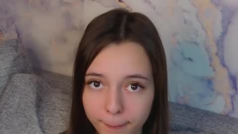 leyla online show from October 18, 9:10 am