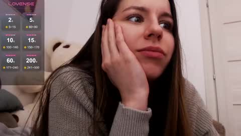 Snapshot of juicy_mystery chatting on January 1, 6:16 pm laura online show from January 1, 6:16 pm