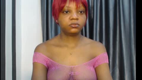 Snapshot of juicy_plumx chatting on February 4, 4:48 am Wet Baddie online show from February 4, 4:48 am