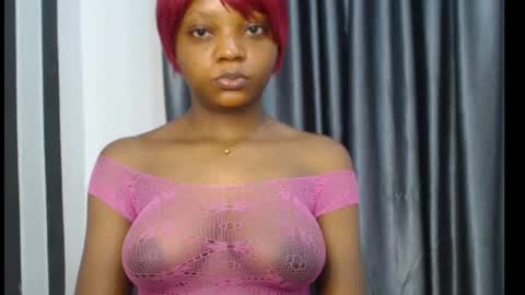 Snapshot of juicy_plumx chatting on February 4, 7:51 am Wet Baddie online show from February 4, 7:51 am