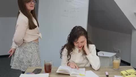 Elza online show from February 10, 12:20 pm