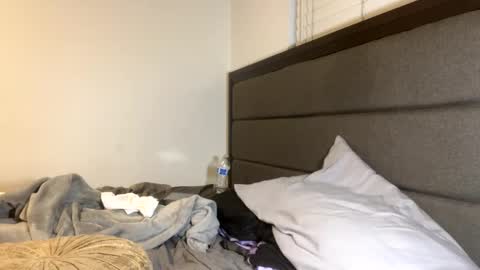 Snapshot of juicyexotic chatting on February 19, 8:22 am JuicyExotic online show from February 19, 8:22 am