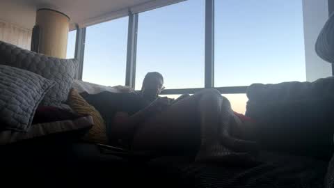 juicyfemtoy_4us online show from April 22, 11:45 am