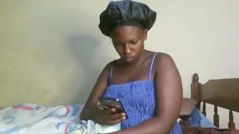 juicyicequeen online show from October 8, 2:42 am