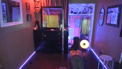 Snapshot of juicyjayxxx69 chatting on February 2, 4:26 am juicyjayxxx69 online show from February 2, 4:26 am