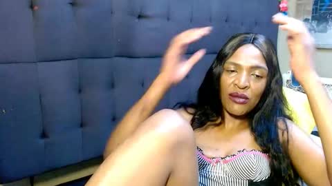 Miss Kay online show from November 15, 5:42 pm