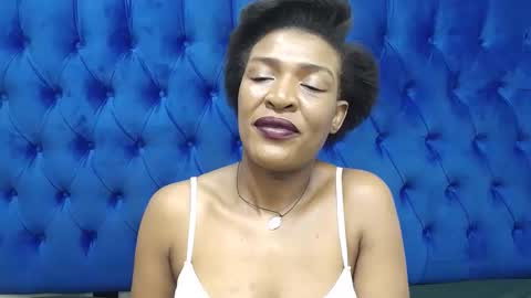 Snapshot of juicykayxxx chatting on May 25, 11:27 am Miss Kay online show from May 25, 11:27 am