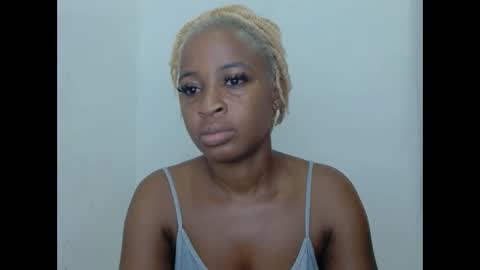 juicykinkx online show from December 1, 11:37 am