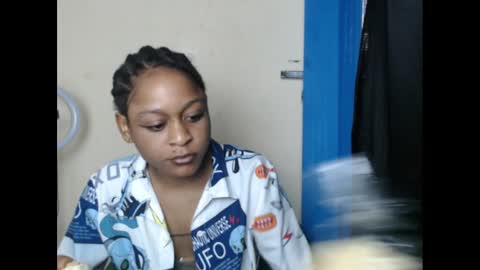 Snapshot of juicynwetx chatting on February 26, 7:20 am juicynwetx online show from February 26, 7:20 am