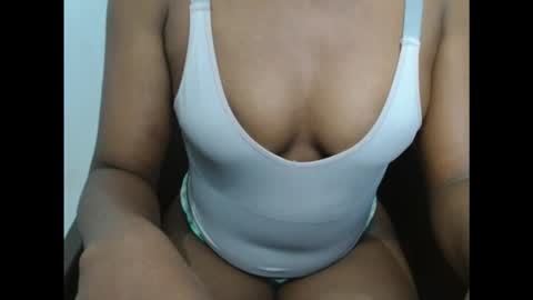 juicynwetx online show from February 10, 8:07 am