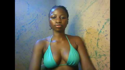 juicypiexx online show from September 13, 11:59 pm