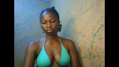 juicypiexx online show from October 16, 11:39 pm