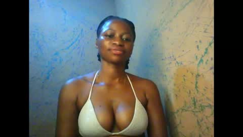 Snapshot of juicypiexx chatting on November 28, 10:34 pm juicypiexx online show from November 28, 10:34 pm