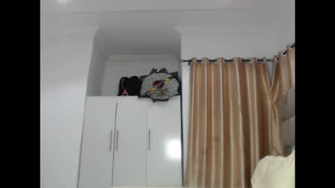 juicyxxxboobs online show from September 10, 11:05 pm