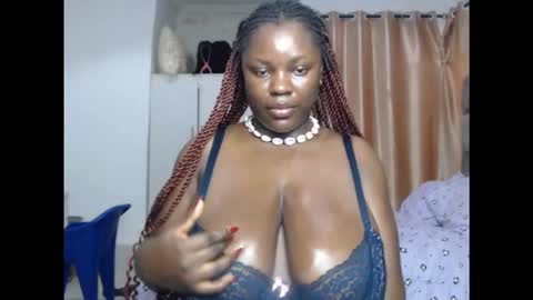 juicyxxxboobs online show from October 17, 11:24 am