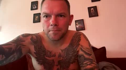julemanddenmark online show from October 23, 2:05 pm