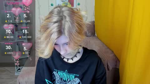 Snapshot of julescrown chatting on January 14, 4:47 am Jules online show from January 14, 4:47 am