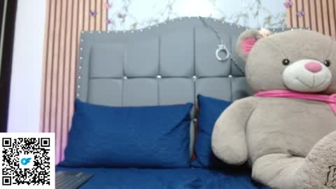 juleslombana online show from May 5, 2:36 pm