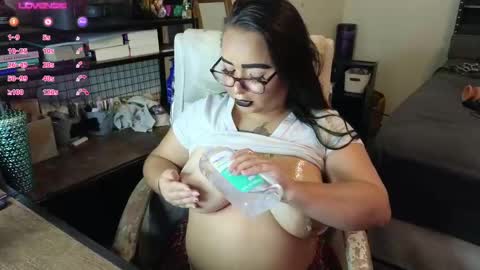 Julesss online show from October 7, 5:15 am