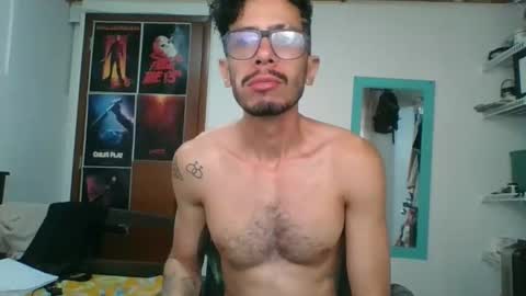 Julfigo online show from December 24, 12:00 pm