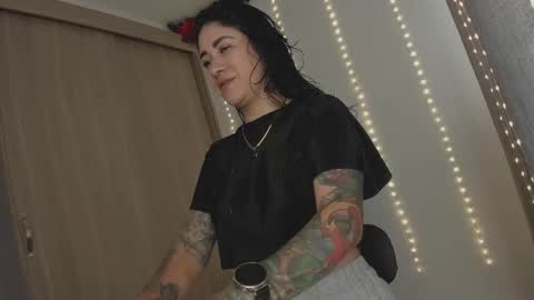 Juli Modelo Independiente online show from March 27, 3:12 pm