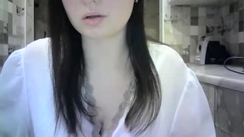 Snapshot of julia69009 chatting on January 22, 9:43 pm julia69009 online show from January 22, 9:43 pm