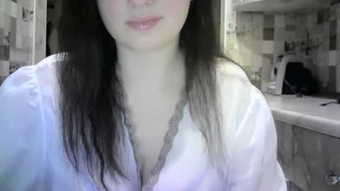 Snapshot of julia69009 chatting on February 4, 10:55 pm julia69009 online show from February 4, 10:55 pm