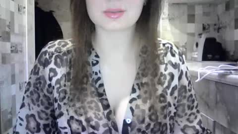 Snapshot of julia69009 chatting on January 5, 10:24 pm julia69009 online show from January 5, 10:24 pm
