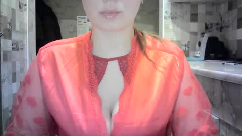 Snapshot of julia69009 chatting on February 24, 10:30 pm julia69009 online show from February 24, 10:30 pm