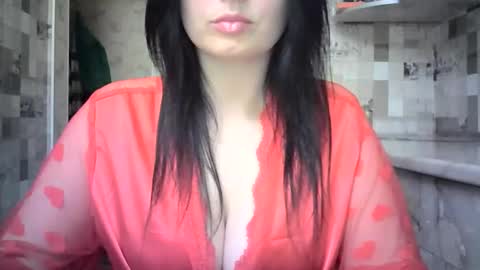 Snapshot of julia69009 chatting on May 8, 7:25 am julia69009 online show from May 8, 7:25 am