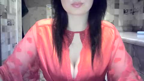 Snapshot of julia69009 chatting on June 9, 8:20 pm julia69009 online show from June 9, 8:20 pm