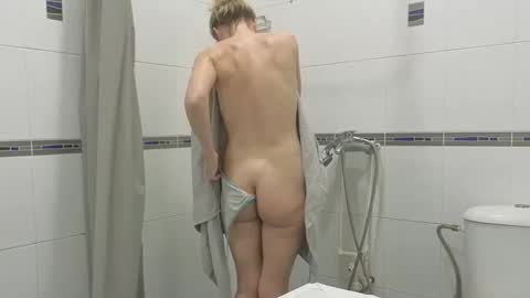 Snapshot of julia_giulia chatting on November 30, 3:32 am julia_giulia online show from November 30, 3:32 am