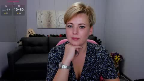 Julia online show from January 8, 12:47 pm