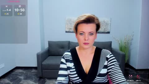 Julia online show from February 7, 12:39 pm