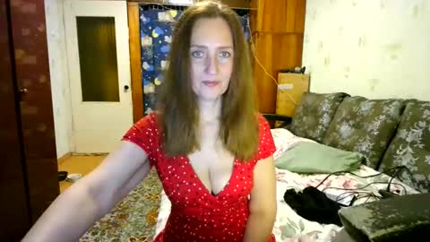 Snapshot of juliaa_foxi chatting on December 19, 6:04 pm juliaa_foxi online show from December 19, 6:04 pm