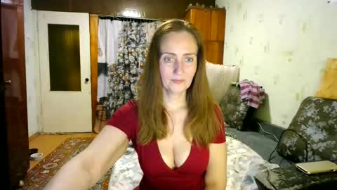 Snapshot of juliaa_foxi chatting on February 23, 5:32 pm juliaa_foxi online show from February 23, 5:32 pm