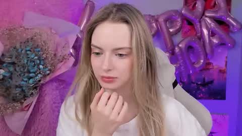 Julia online show from September 25, 11:58 am