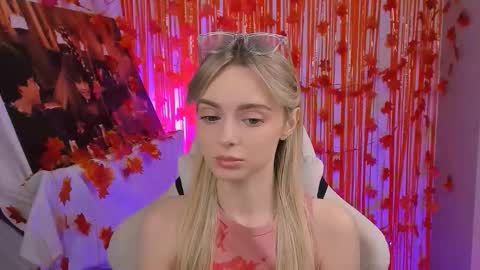 Julia online show from November 21, 11:31 am