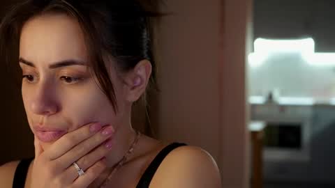 Molly online show from March 21, 3:48 pm